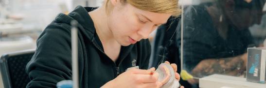 zahntechnikerin arbeit